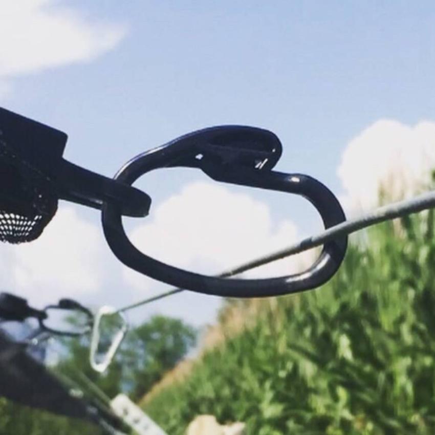 Oval carabiner for vineyards "Viper"