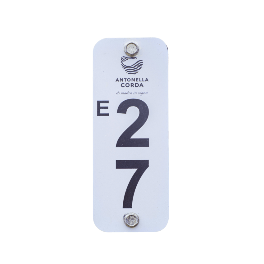 Numbered tags for vineyard poles "Grapes"